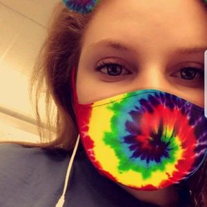 Meet your Posher, Dezzi